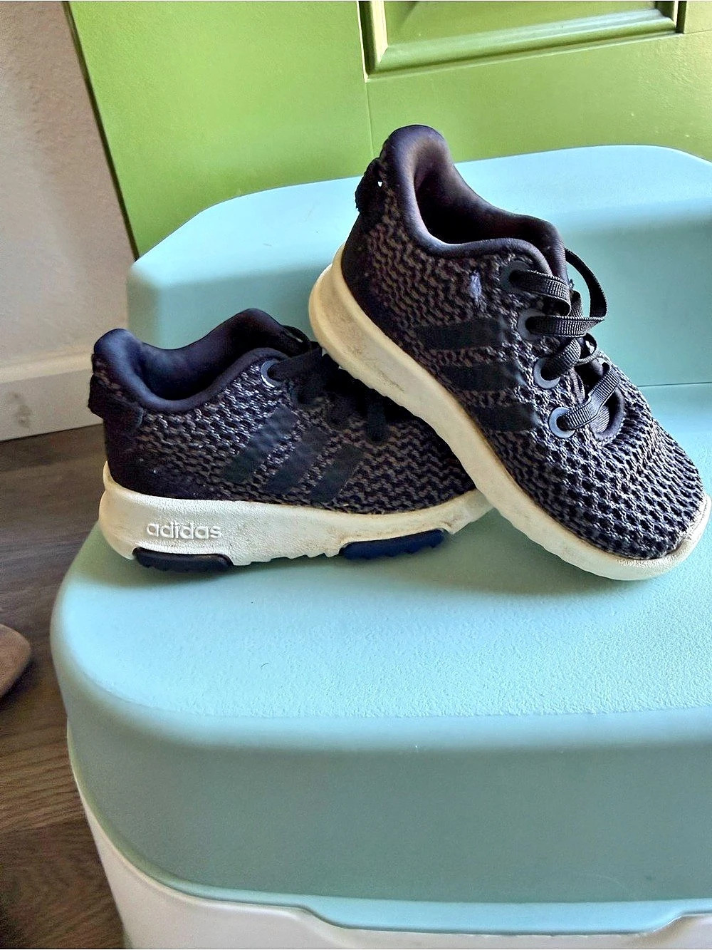 adidas Cloudfoam Racer TR Infant Kids Sneakers Black & White US 5K